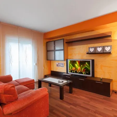 Vivalidays Merce - - Costa Brava Apartment *